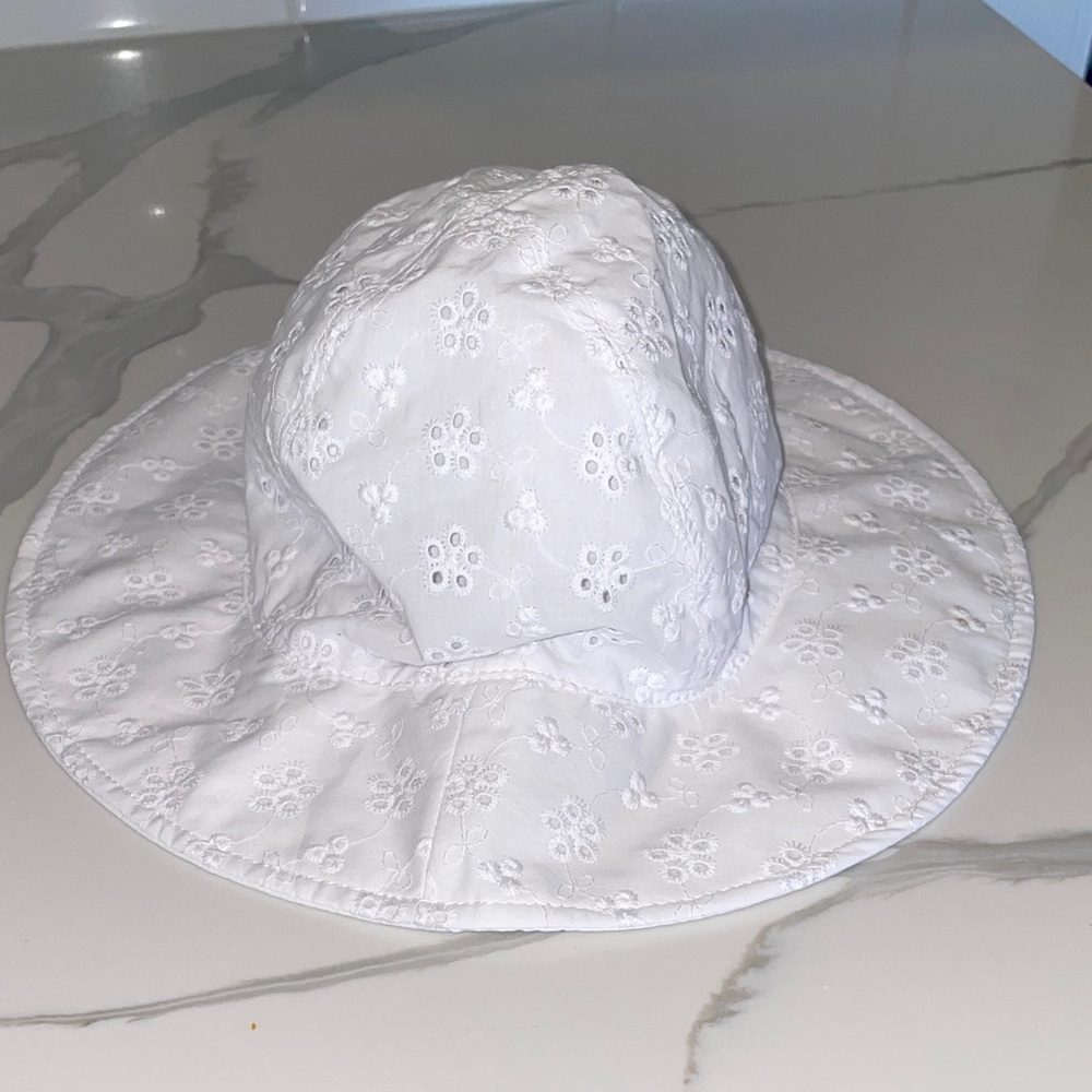 Carter's 100% cotton White Eyelet Baby Hat